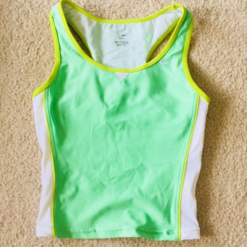 NWOT Nike Dri Fit Workout Tank- Size XS